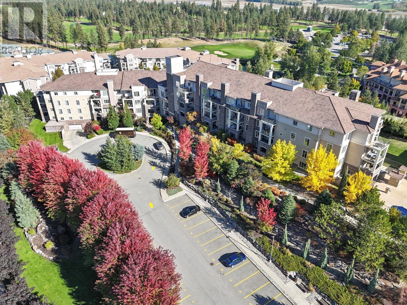 Property at 1875 Country Club Drive Unit# 1618 image 3