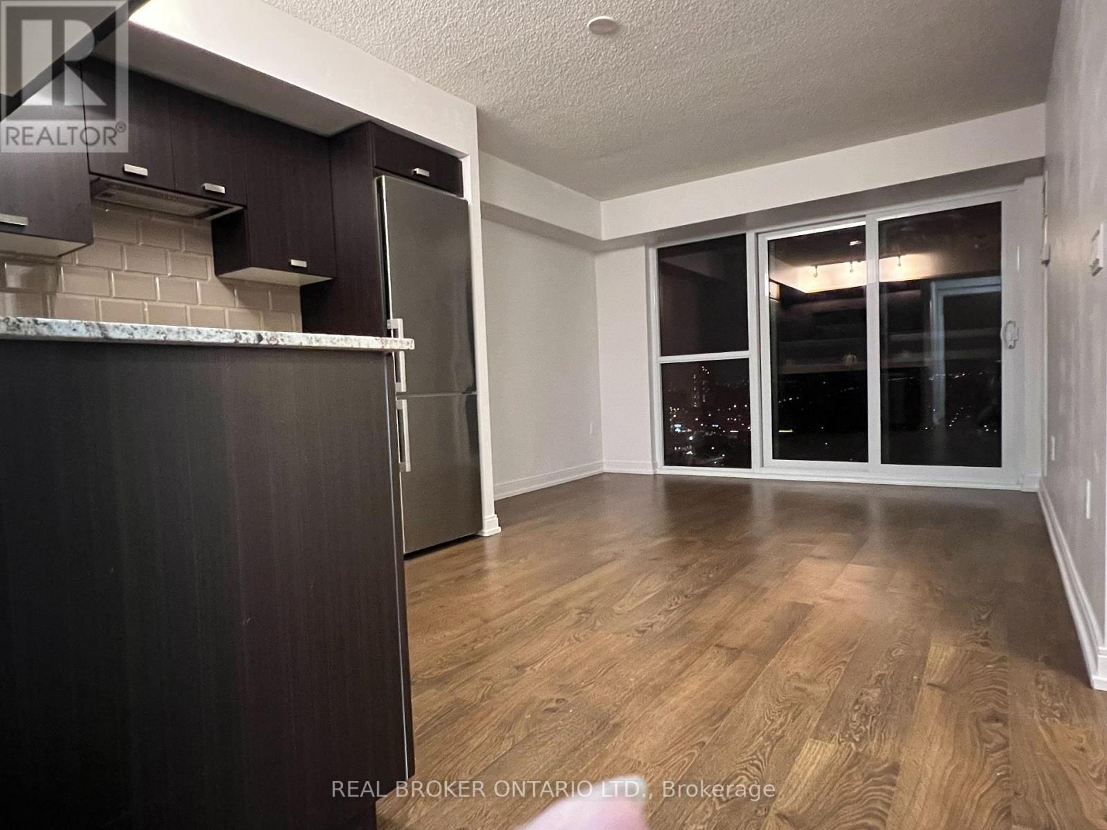 1620 - 275 Village Green Square, Toronto, Ontario  M1S 0L8 - Photo 3 - E12121097