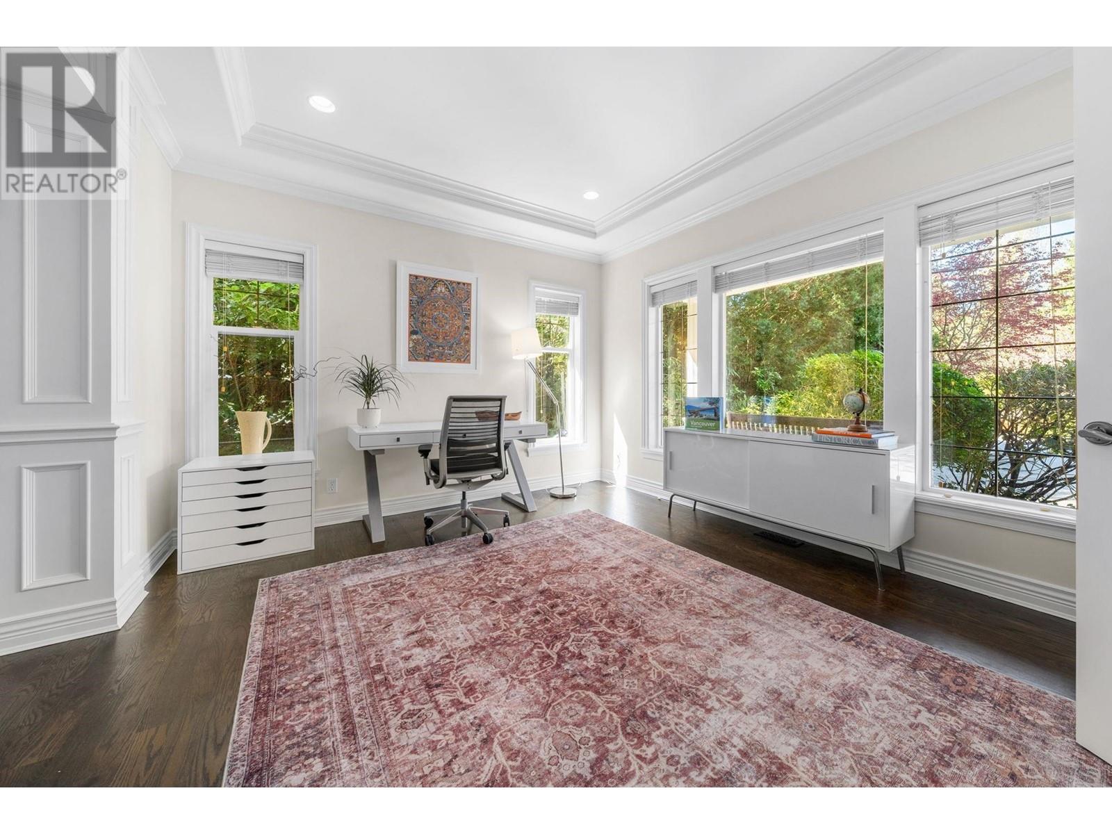 Property at 3722 EMERALD DRIVE image 4