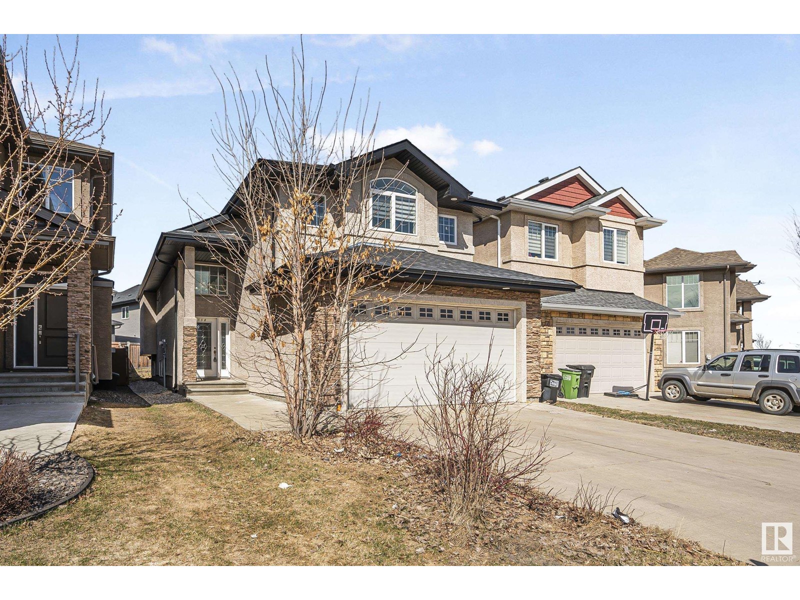 Property at 550 ALBANY WY NW image 3
