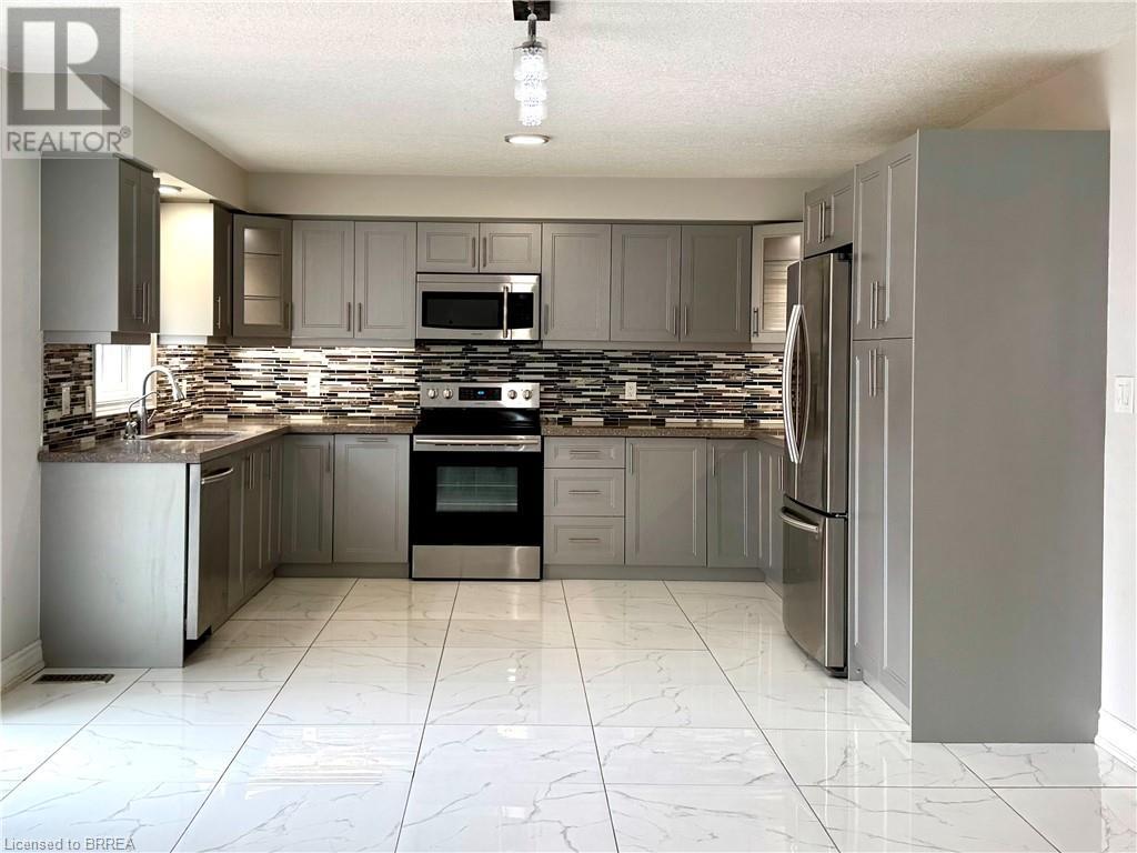 Property at 687 SPITFIRE Street image 5