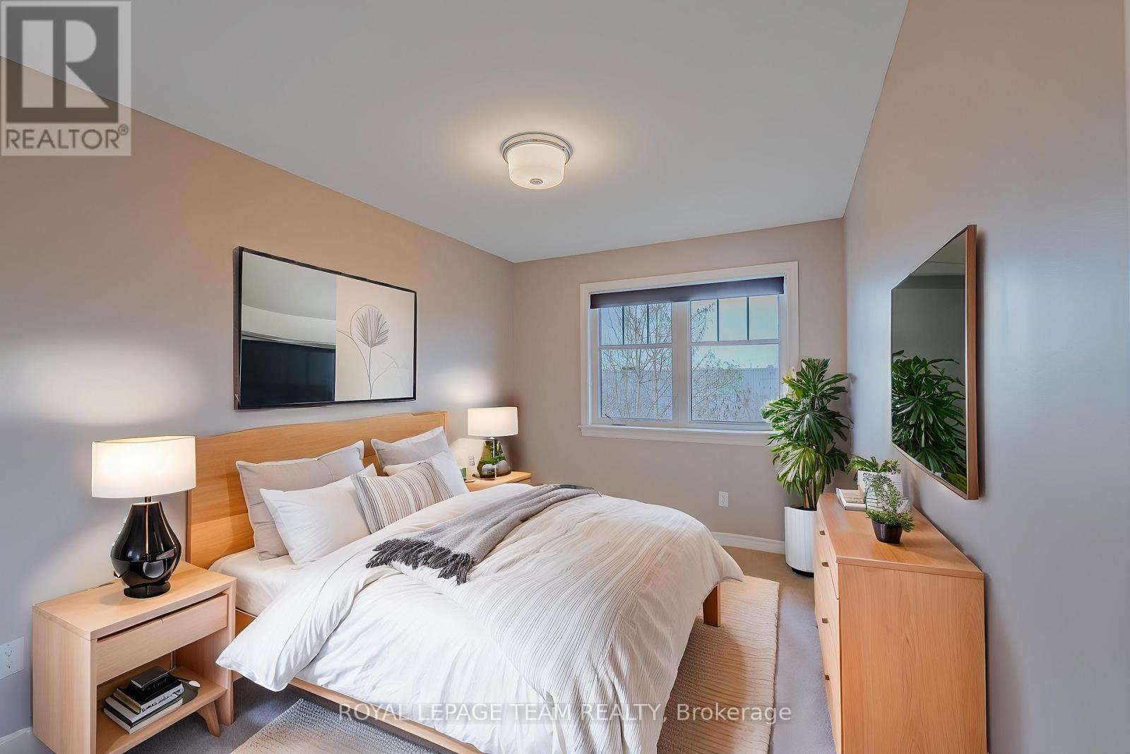 768 Cedar Creek Drive, Ottawa, Ontario  K1T 0B2 - Photo 37 - X12121055