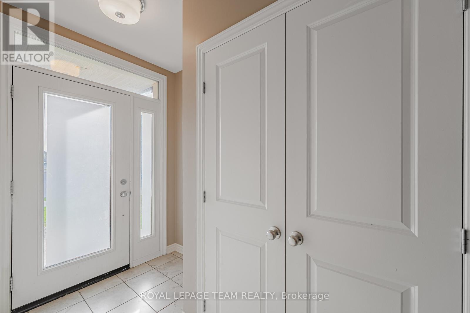Property at 768 CEDAR CREEK DRIVE image 4