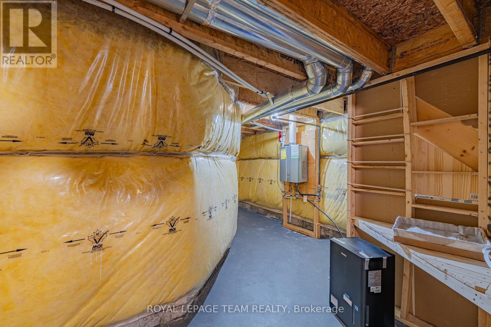 768 Cedar Creek Drive, Ottawa, Ontario  K1T 0B2 - Photo 47 - X12121055