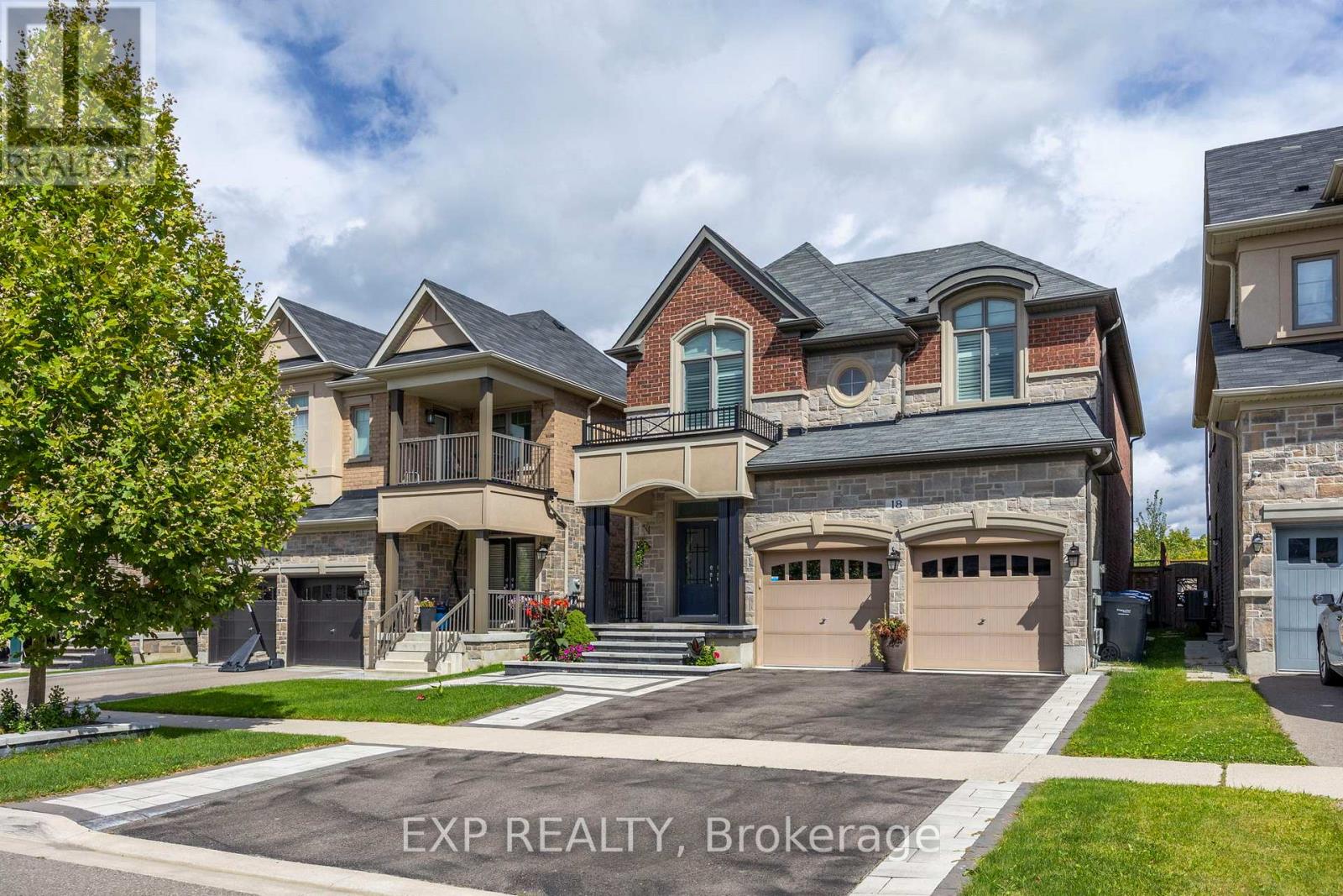Property at 18 PRAIRIE CREEK CRESCENT image 2