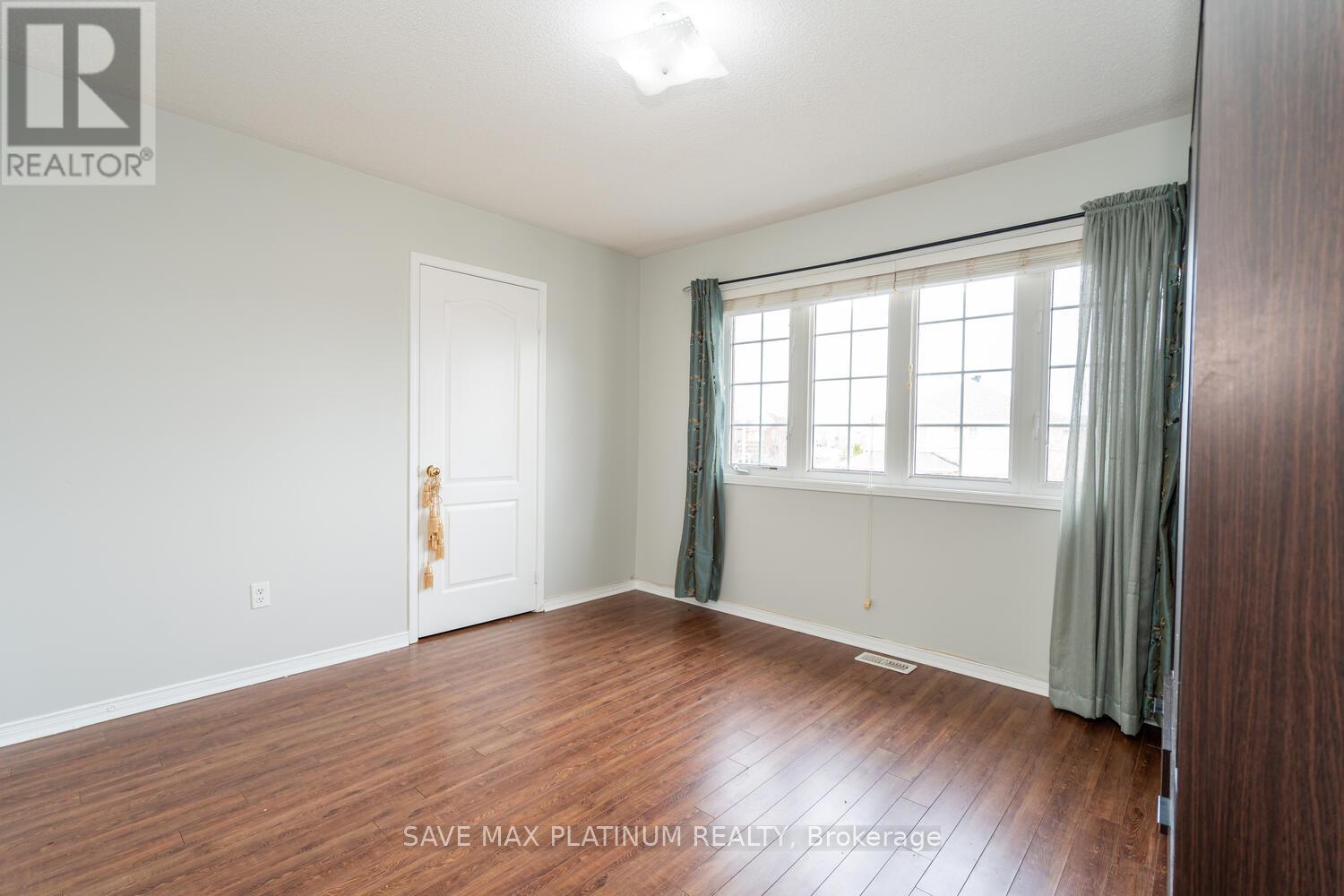 98 Crown Victoria Drive, Brampton, Ontario  L7A 3X6 - Photo 26 - W12120935