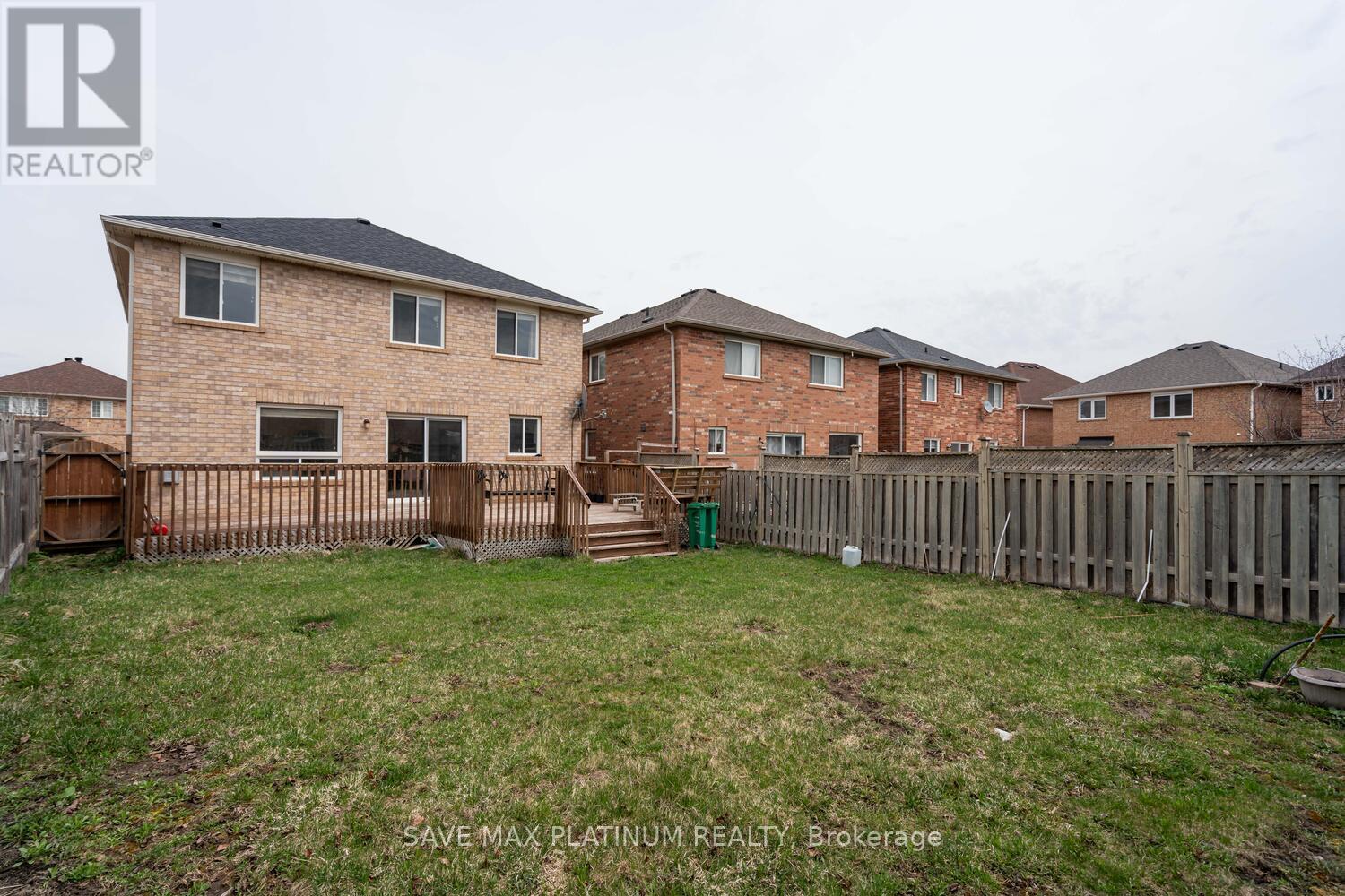 98 Crown Victoria Drive, Brampton, Ontario  L7A 3X6 - Photo 33 - W12120935