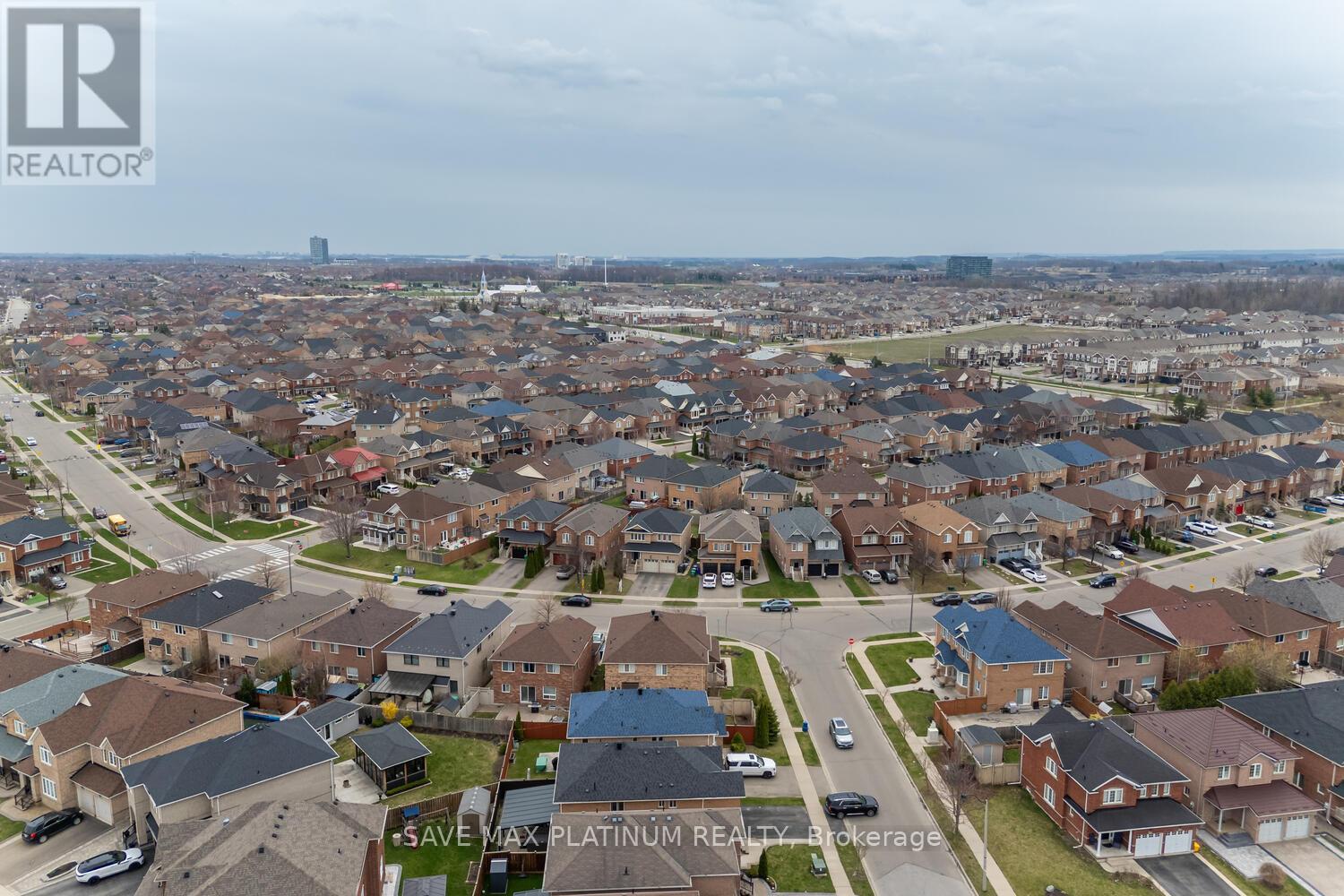 98 Crown Victoria Drive, Brampton, Ontario  L7A 3X6 - Photo 36 - W12120935