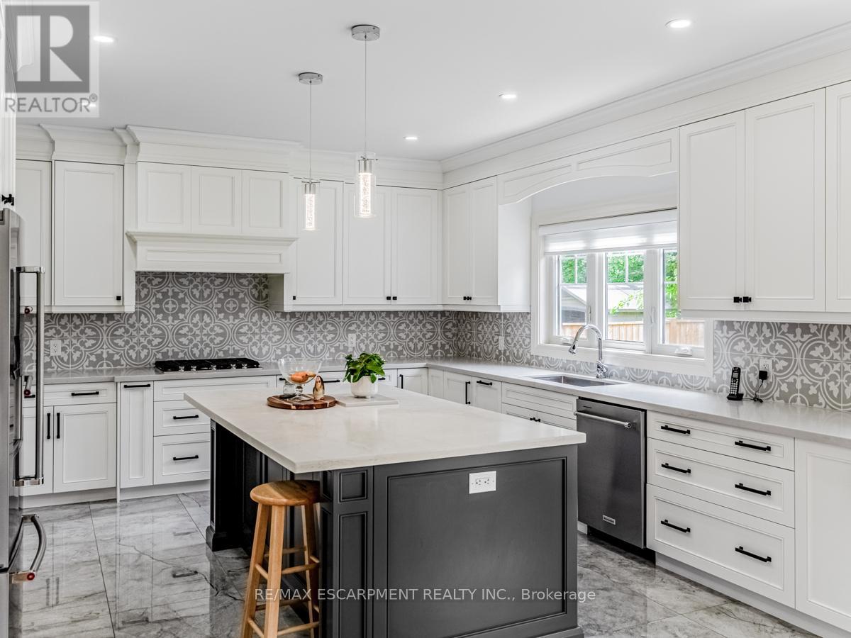 89 Anne Boulevard, Milton, Ontario  L9T 1A1 - Photo 12 - W12120980