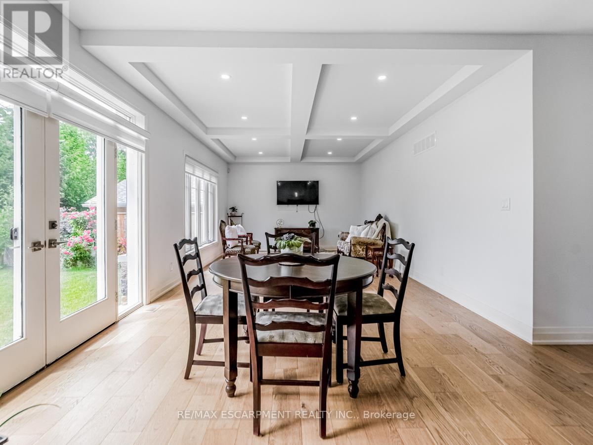 89 Anne Boulevard, Milton, Ontario  L9T 1A1 - Photo 15 - W12120980