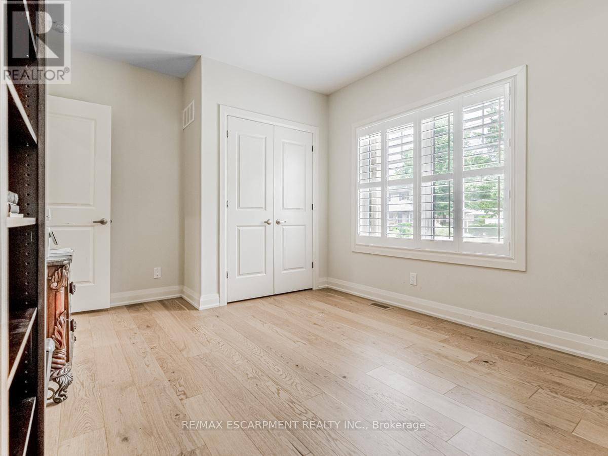 89 Anne Boulevard, Milton, Ontario  L9T 1A1 - Photo 23 - W12120980