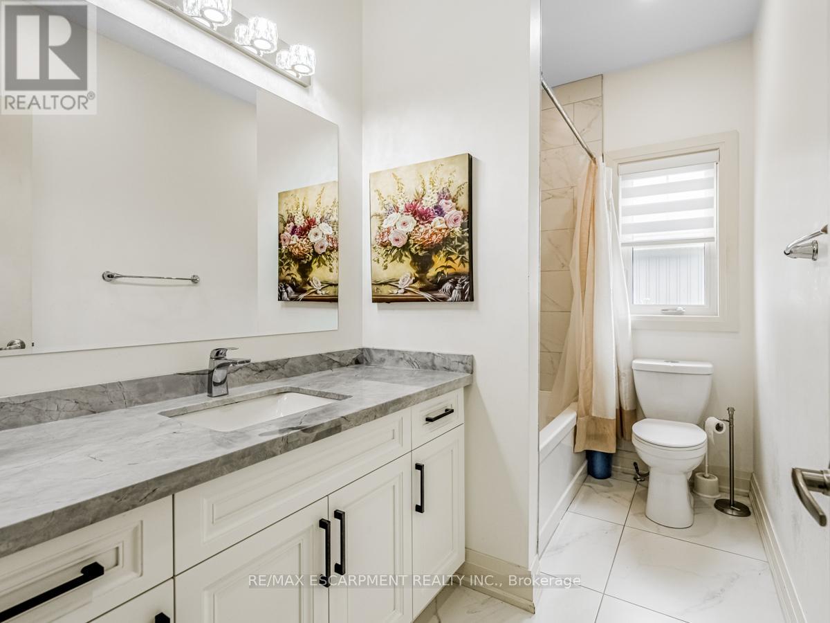 89 Anne Boulevard, Milton, Ontario  L9T 1A1 - Photo 26 - W12120980