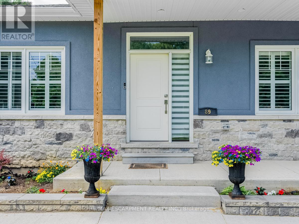89 Anne Boulevard, Milton, Ontario  L9T 1A1 - Photo 3 - W12120980