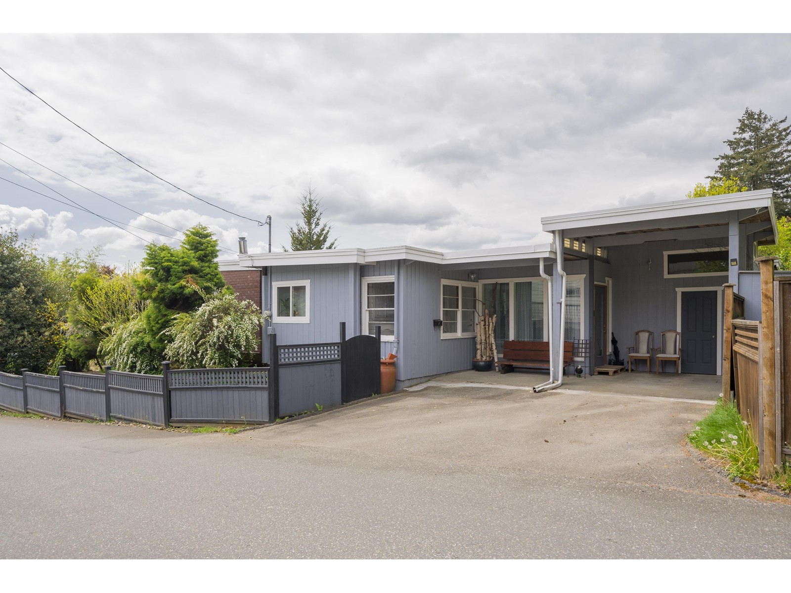 Property at 33711 3RD AVENUE image 1