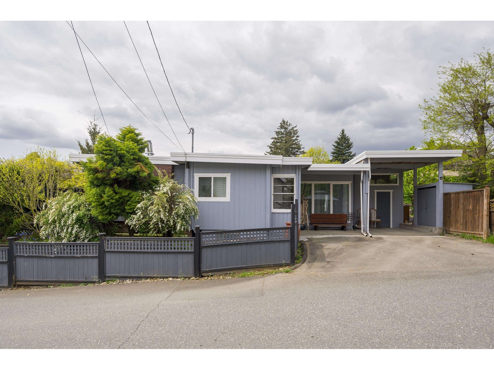 Property at 33711 3RD AVENUE image 2