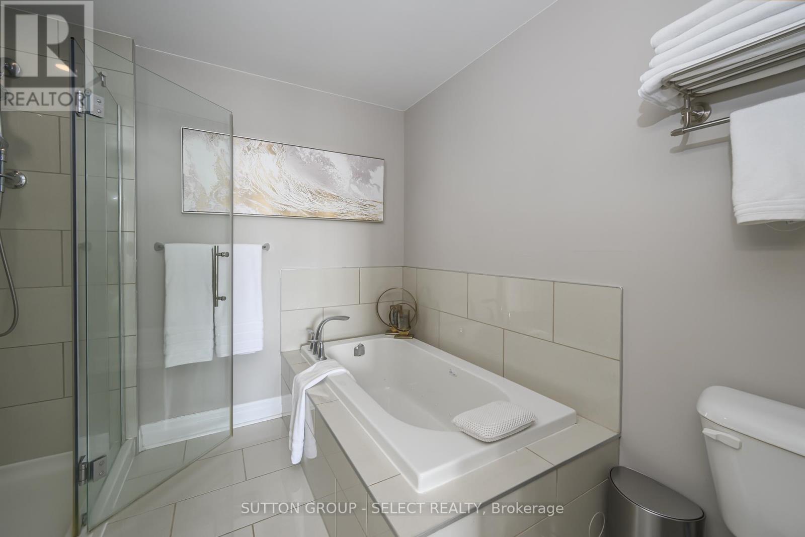 810 - 240 Villagewalk Boulevard, London North, Ontario  N6G 0P6 - Photo 21 - X12121044