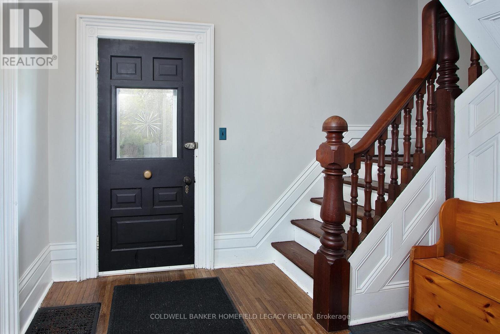 383 Queen Street E, St. Marys, Ontario  N4X 1A1 - Photo 4 - X12121076