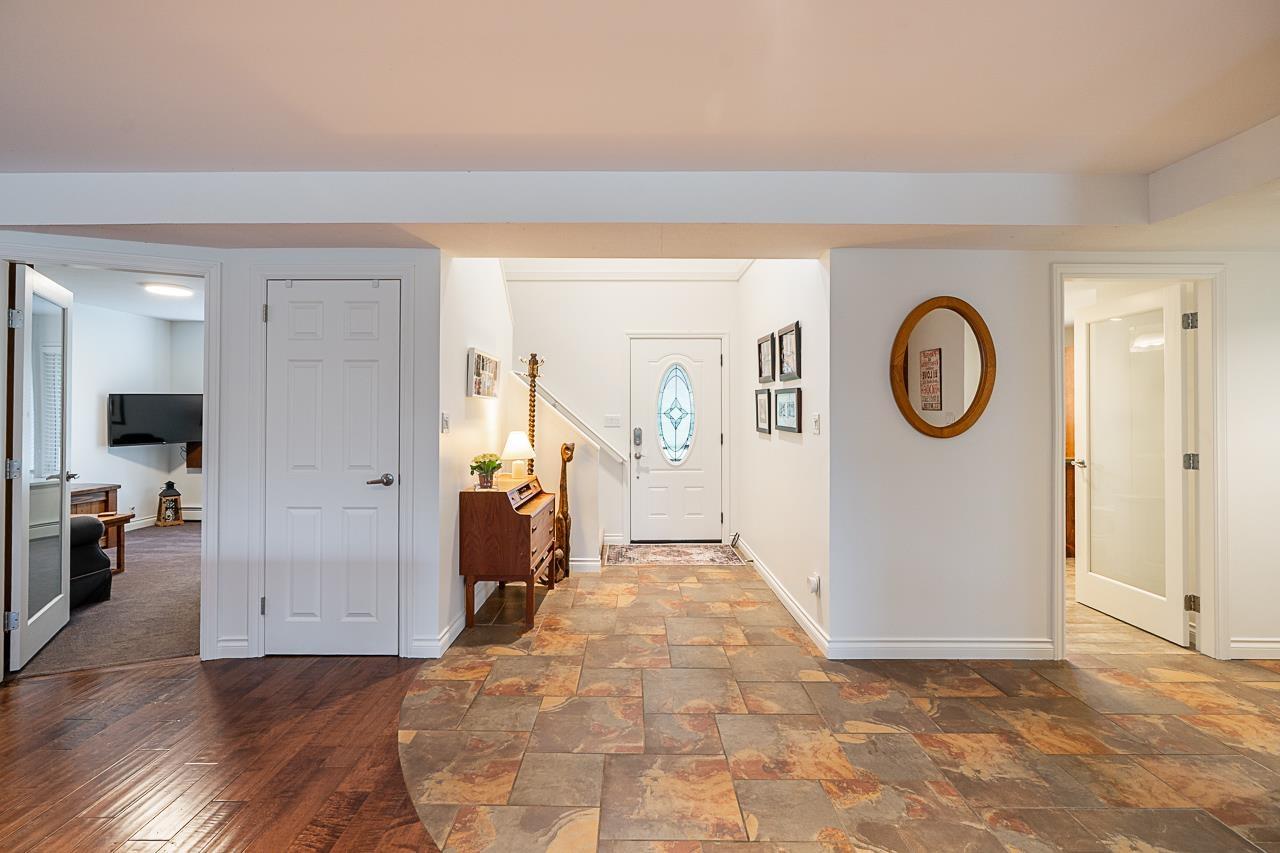 Property at 24138 51 AVENUE image 4