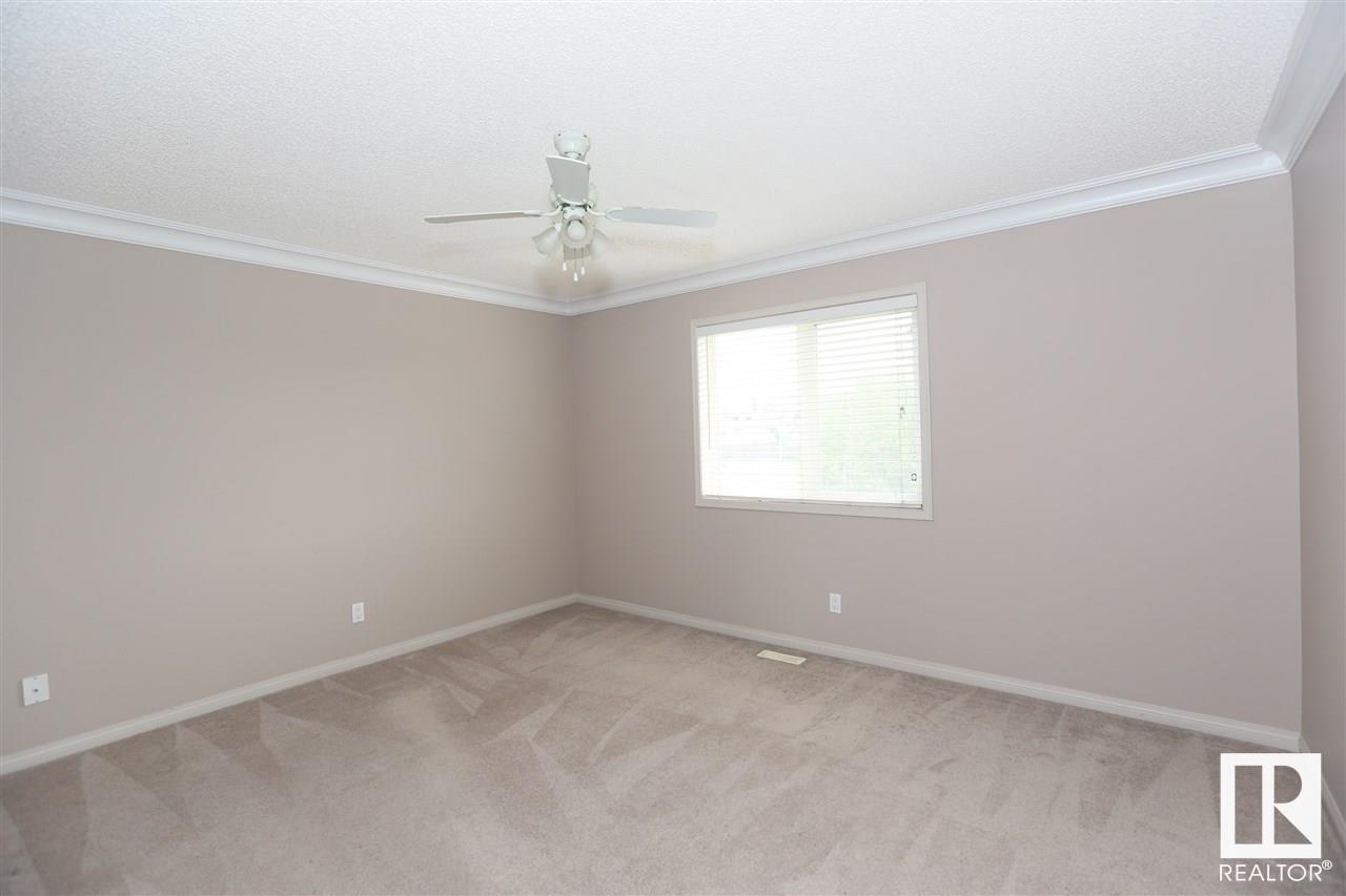 10903 8 Av Sw, Edmonton, Alberta  T6W 1G1 - Photo 16 - E4434151