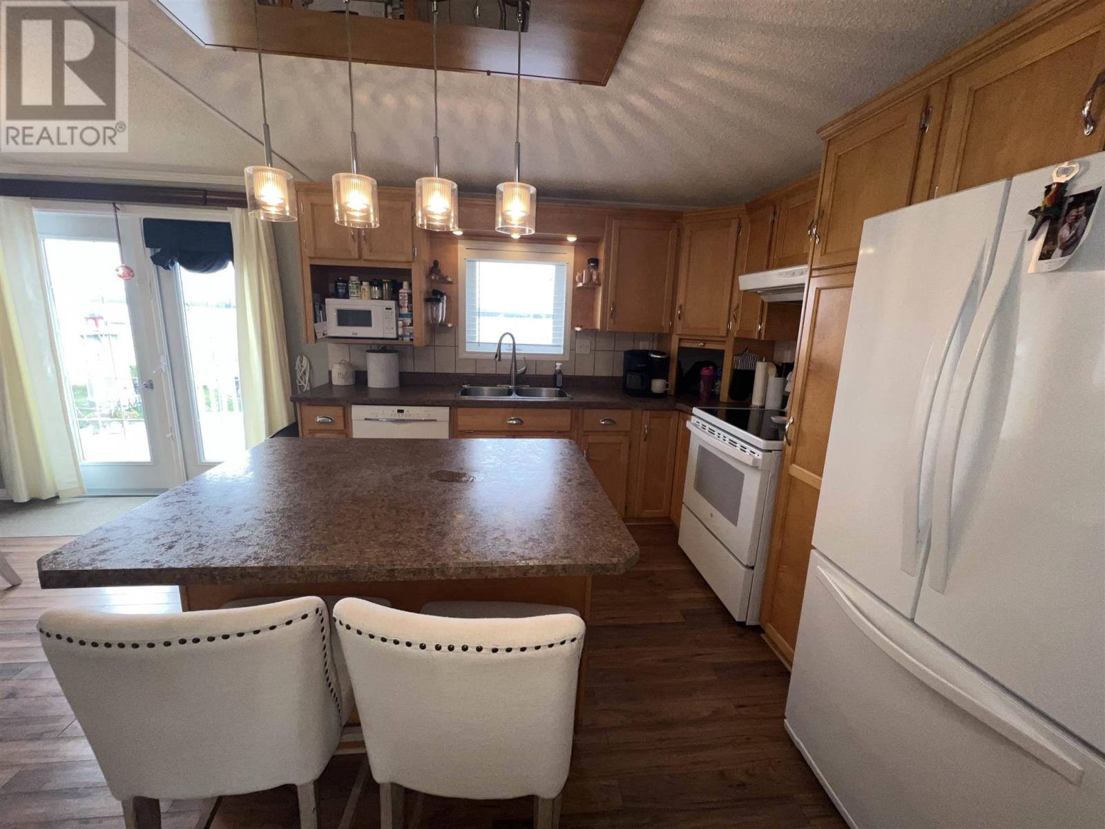 144 Lakeshore Dr, Ignace, Ontario  P0T 1T0 - Photo 5 - TB250981