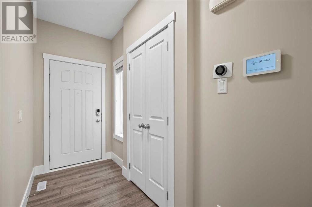 36 Covecreek Mews Ne, Calgary, Alberta  T3K 0V8 - Photo 4 - A2214057