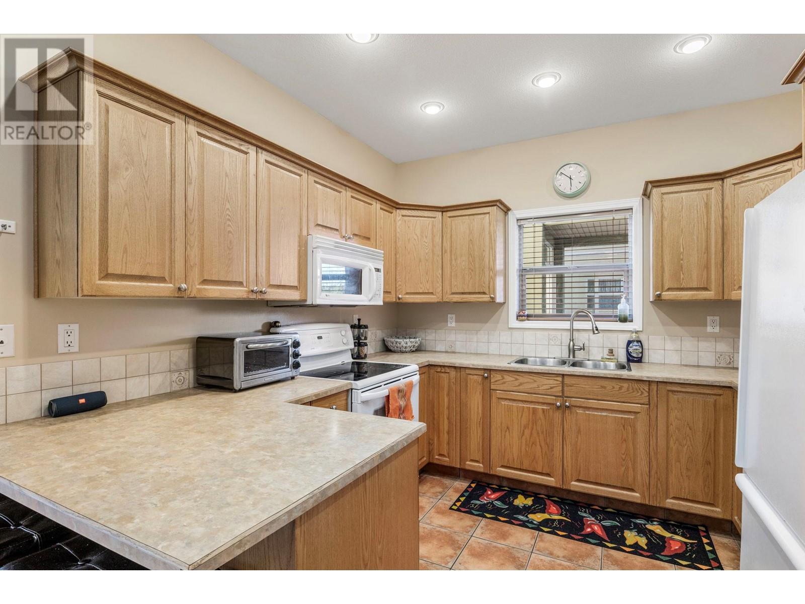 15 Solana Key Court Unit# 106, Osoyoos, British Columbia  V0H 1V3 - Photo 10 - 10346122