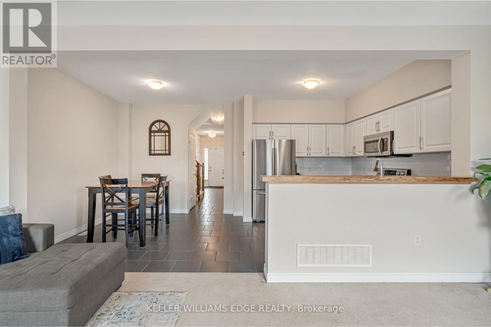 14 - 9 Hampton Brook Way, Hamilton (Mount Hope), Ontario  L0R 1W0 - Photo 8 - X12120955