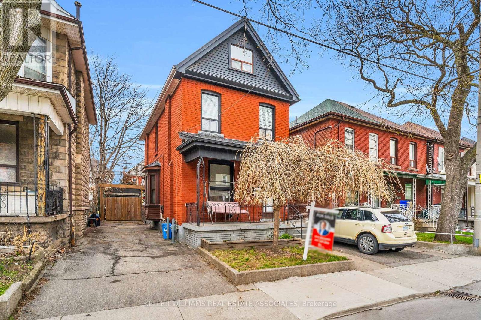 721 CANNON STREET E, Hamilton, Ontario