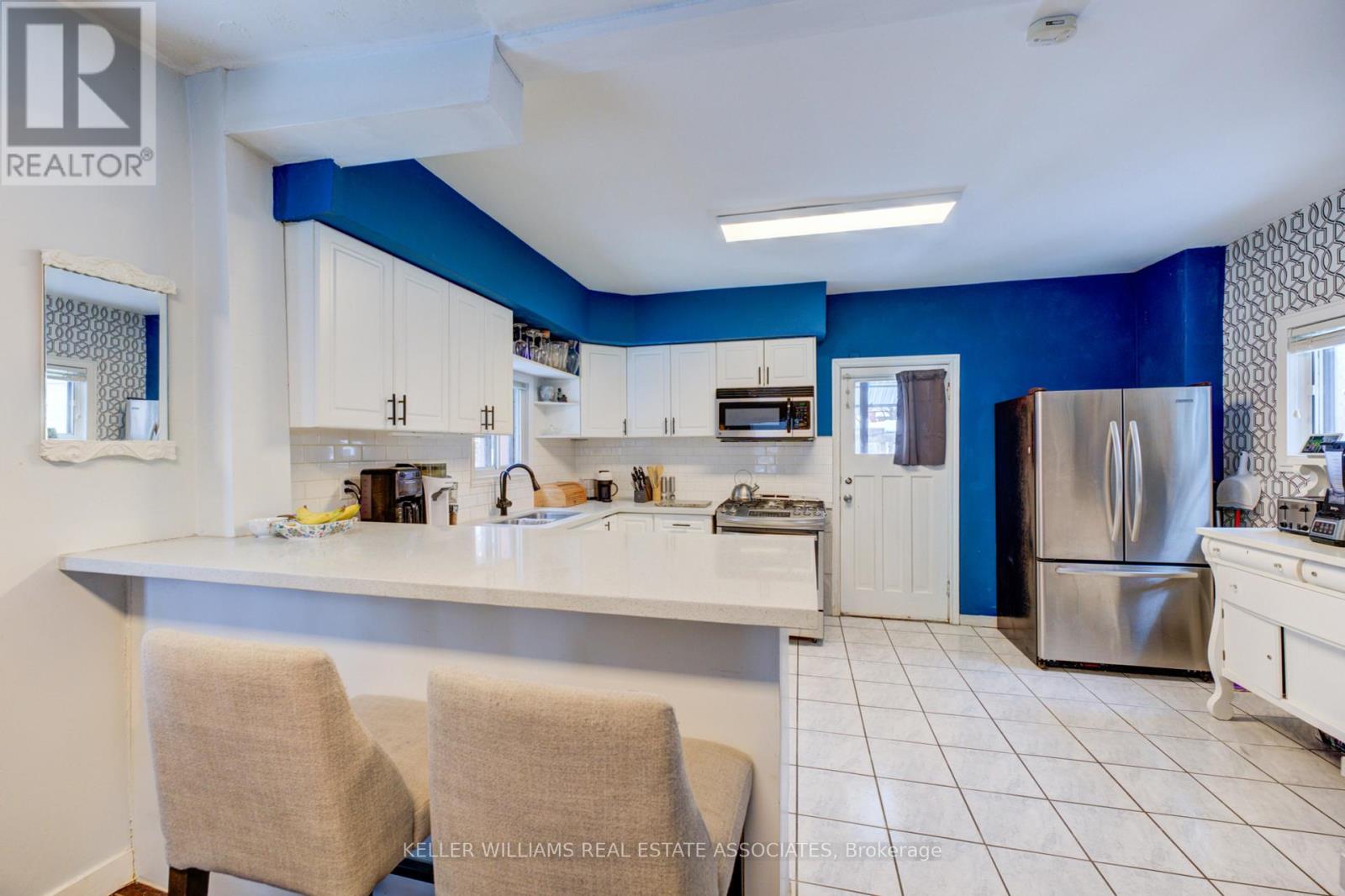 721 Cannon Street E, Hamilton, Ontario  L8L 2H1 - Photo 8 - X12120984