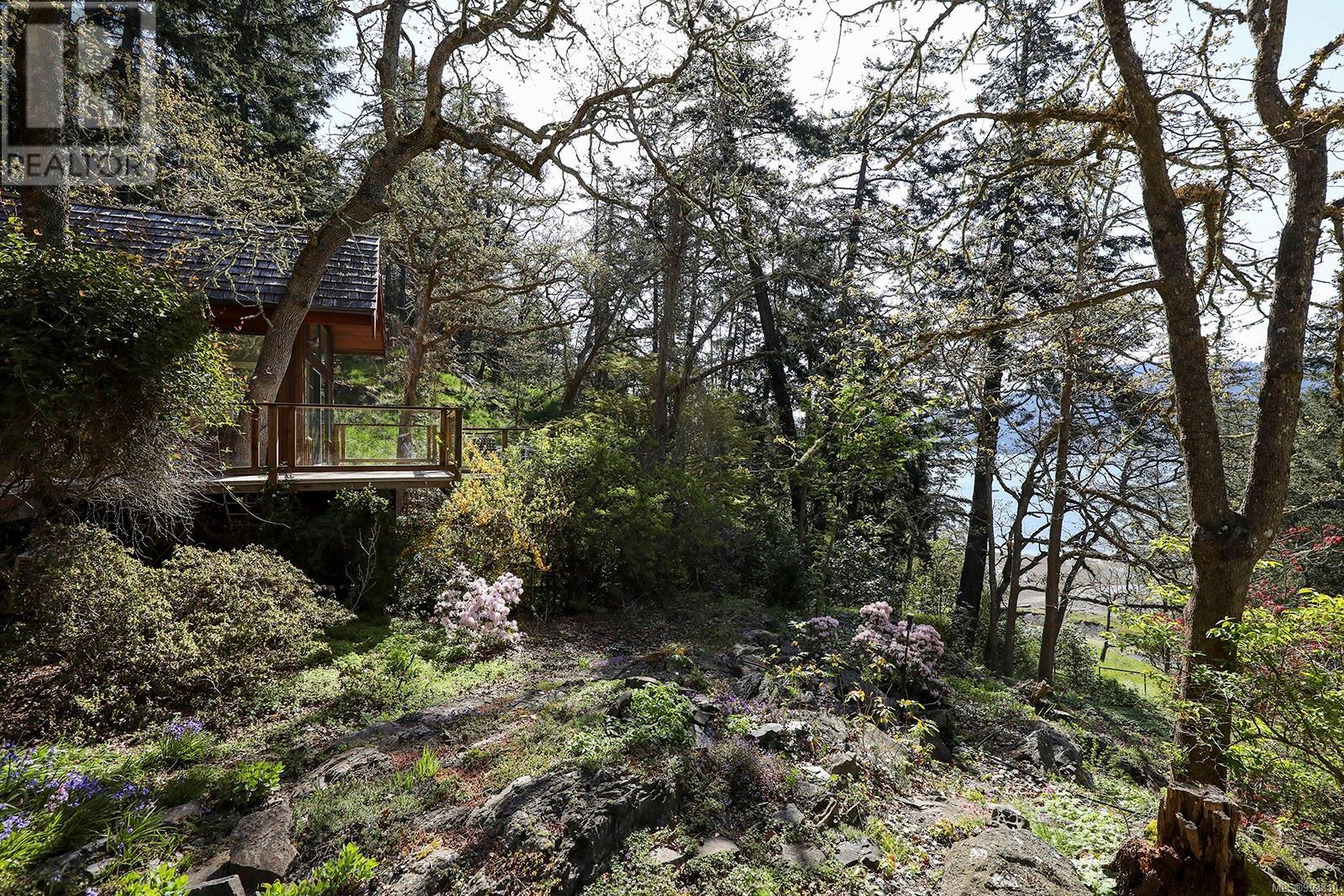 Property at 2399 Garry Oak Dr image 2