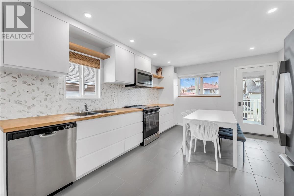 2942 E Georgia Street, Vancouver, British Columbia  V5K 2K6 - Photo 9 - R2997560