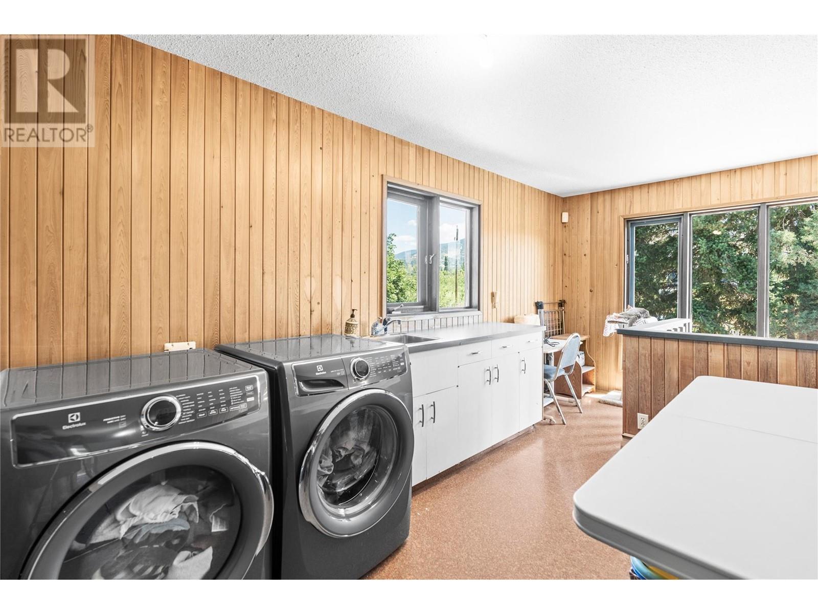 1451 Mountview Road, Vernon, British Columbia  V1B 3A5 - Photo 34 - 10346134