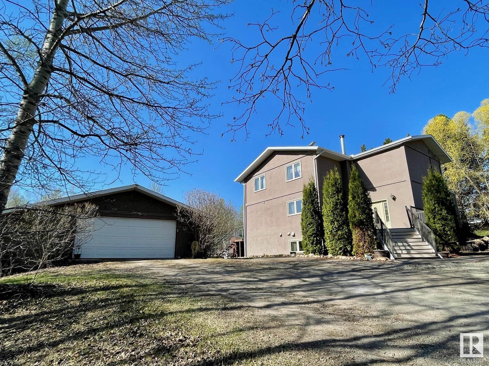 Property at #16 1511 PARKLAND DR image 1
