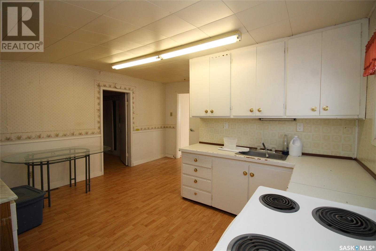 389 6th Avenue W, Shaunavon, Saskatchewan  S0N 2M0 - Photo 16 - SK004488
