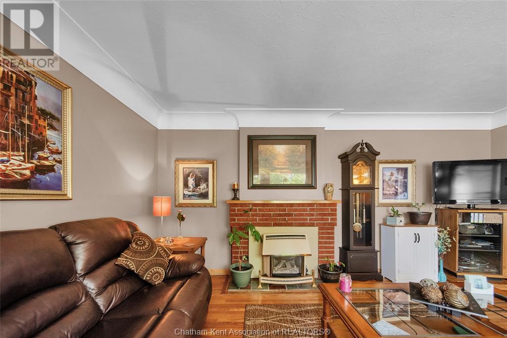 30 Galbraith Street, Chatham, Ontario N7L 3X7 - Photo 9 - 25010925