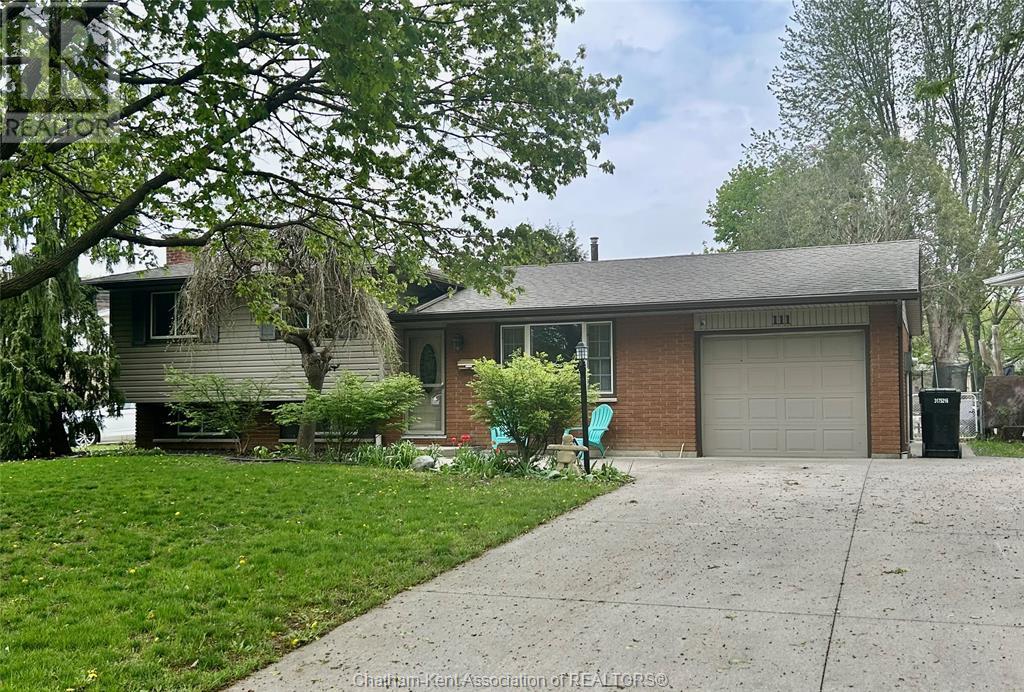 111 LARK STREET, Chatham, Ontario
