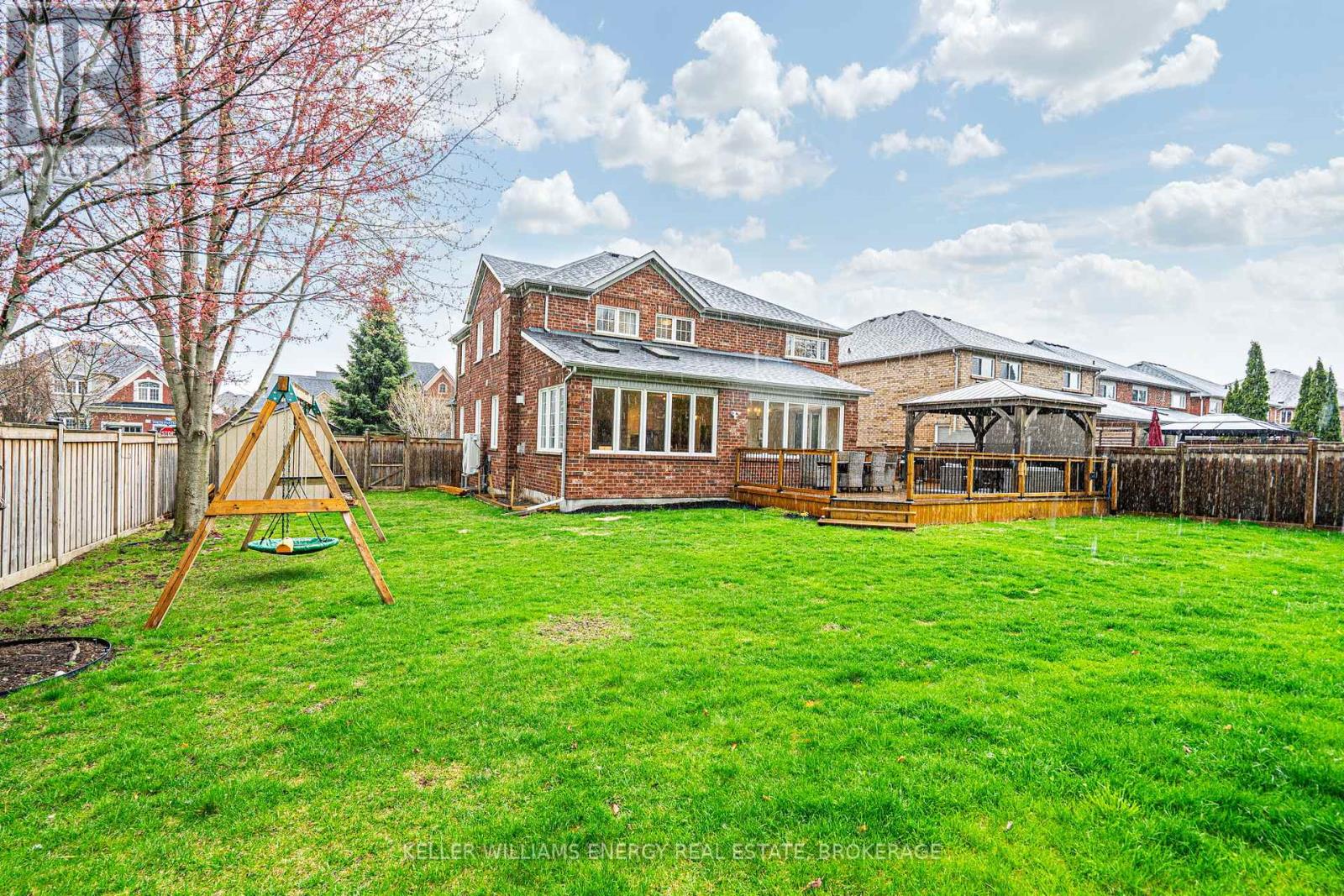 12 Preservation Place, Whitby, Ontario  L1P 1X9 - Photo 41 - E12120916