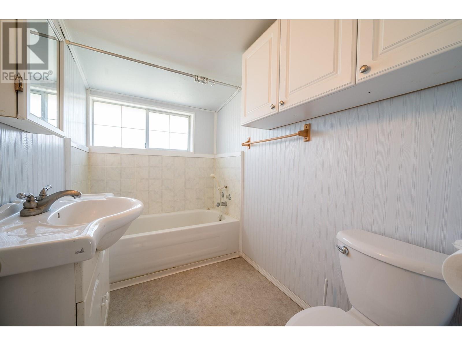 1276 Garcia Street, Merritt, British Columbia  V1K 1B8 - Photo 17 - 10346155