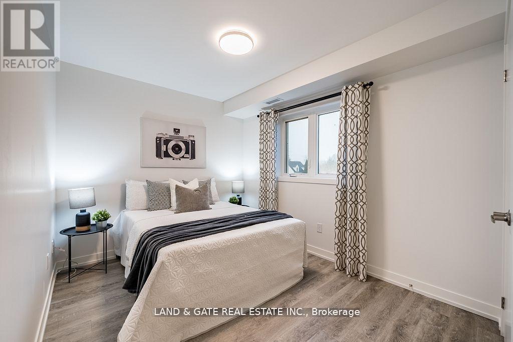 201 - 976 Simcoe Street N, Oshawa, Ontario  L1G 4W4 - Photo 10 - E12121129