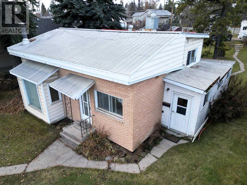 4720 4 Avenue, Edson, Alberta  T7E 1C8 - Photo 2 - A2178834