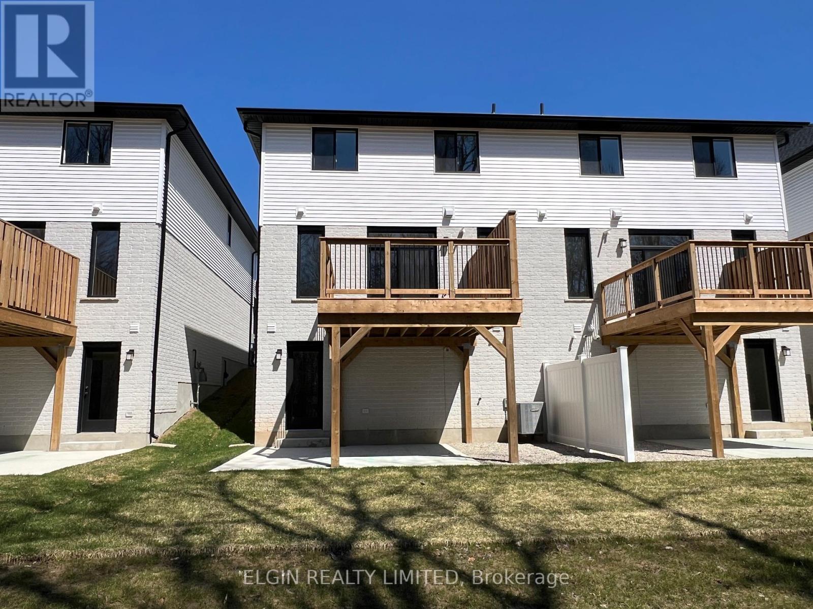 25-49 Royal Dornoch Drive, St. Thomas, Ontario  N5R 0P4 - Photo 3 - X12121193