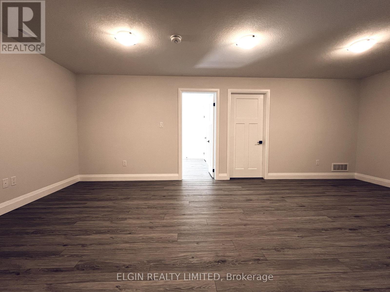 27-49 Royal Dornoch Drive, St. Thomas, Ontario N5R 0P4 - Photo 35 - X12121196