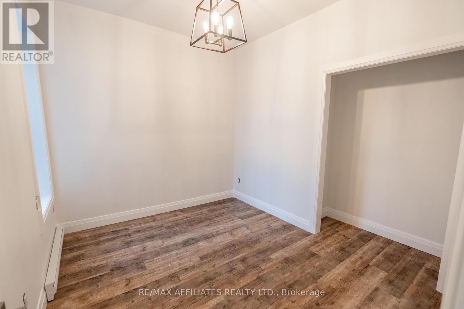 202 - 26 First Street W, Cornwall, Ontario  K6J 1B9 - Photo 11 - X12121132