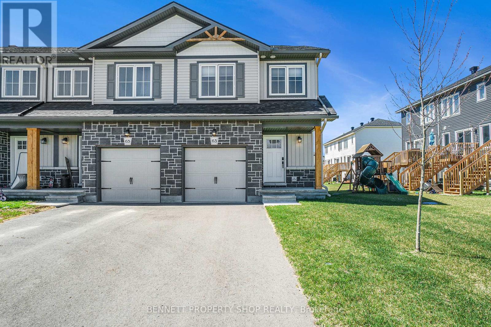 63 Whitcomb Crescent, Smiths Falls, Ontario  K7A 0C2 - Photo 1 - X12121176