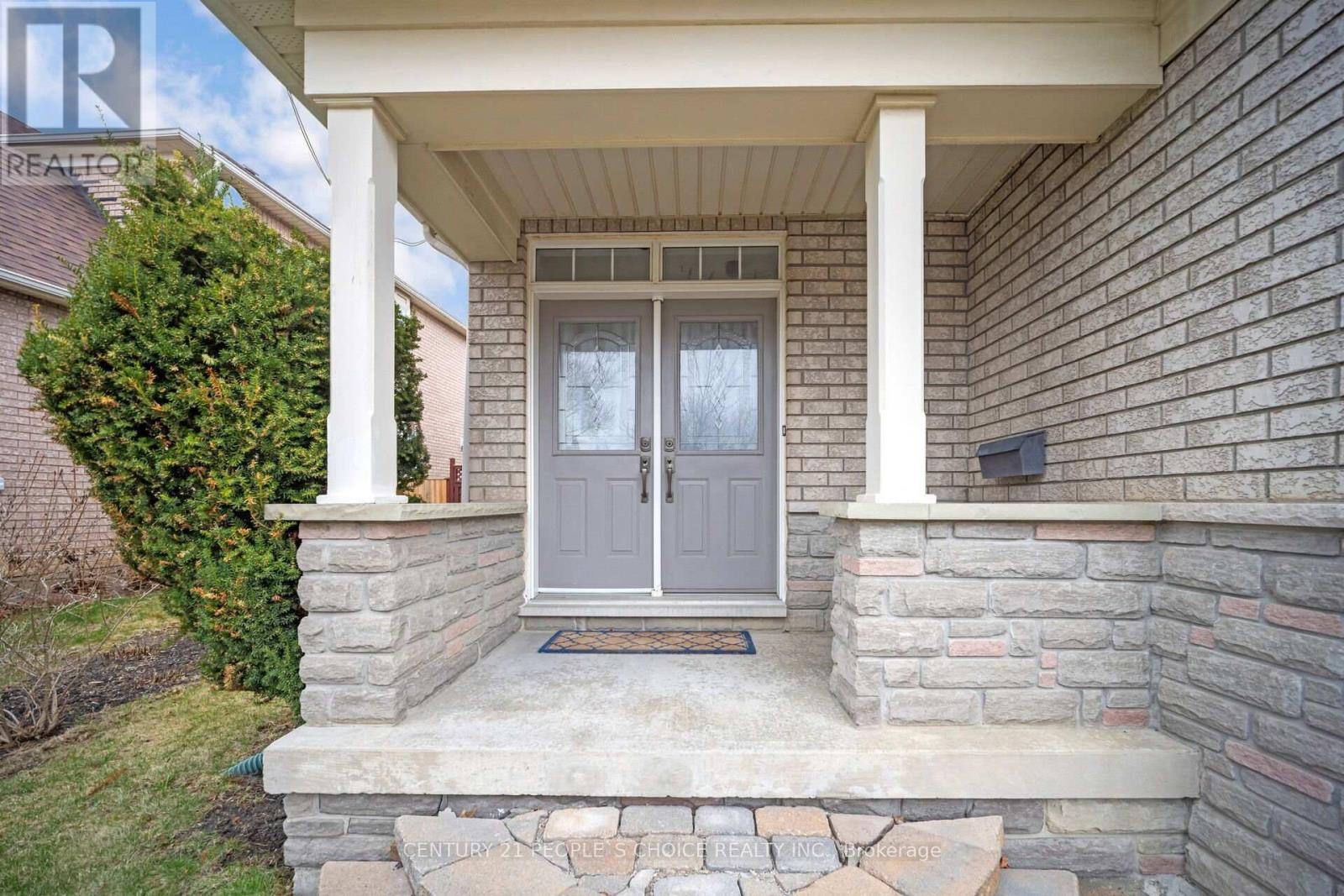Property at 810 CRAIG CARRIER COURT image 4