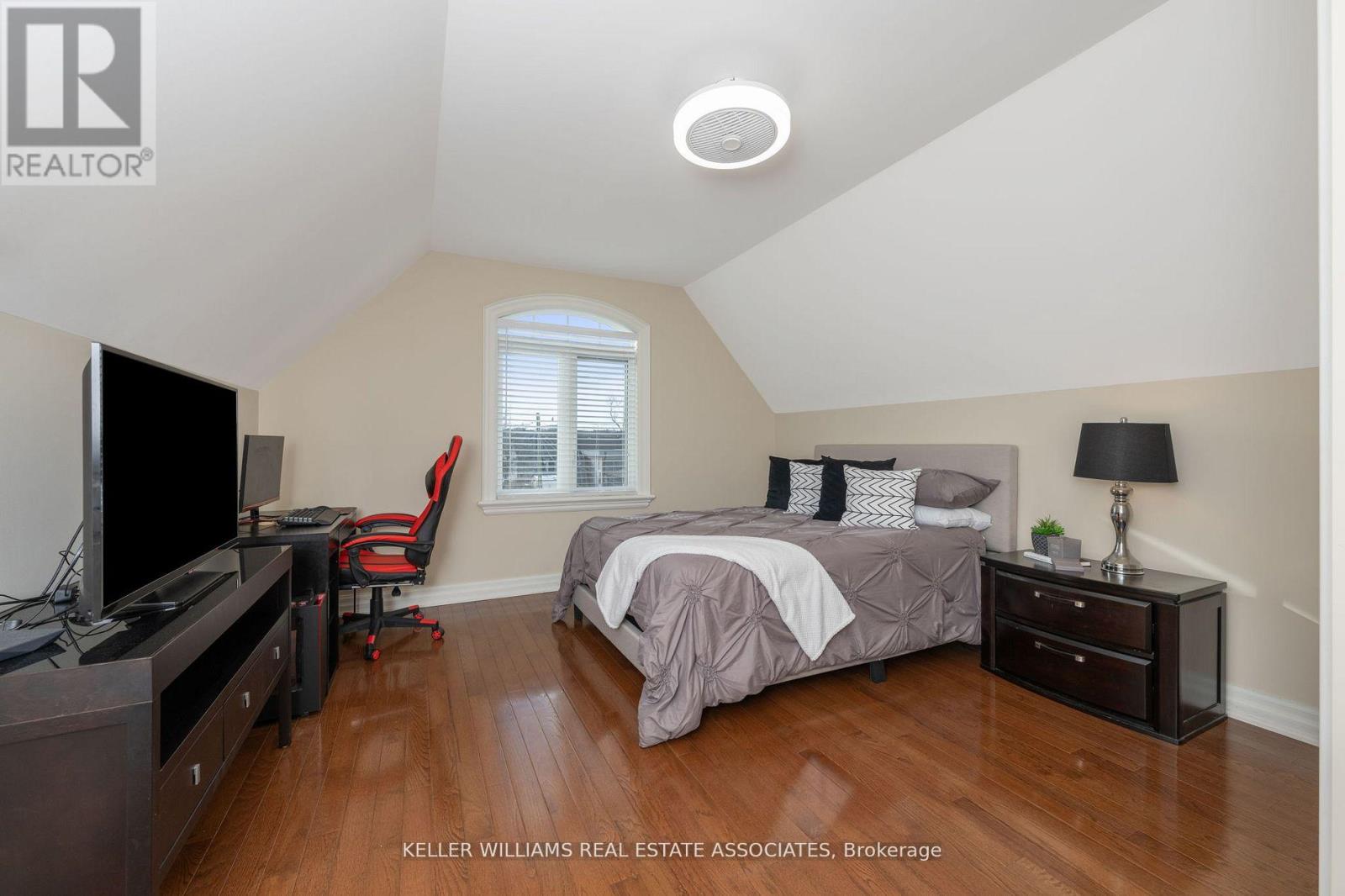 22 Joymar Drive, Mississauga, Ontario  L5M 1E9 - Photo 27 - W12110293