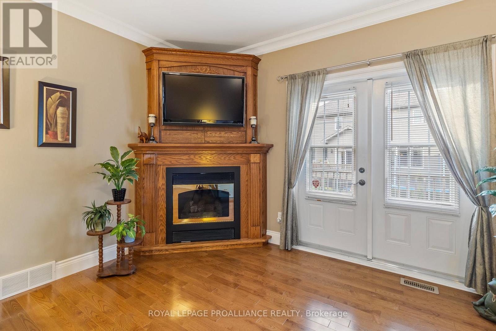 1436 Flanders Road, Brockville, Ontario  K6V 0A2 - Photo 8 - X12121204