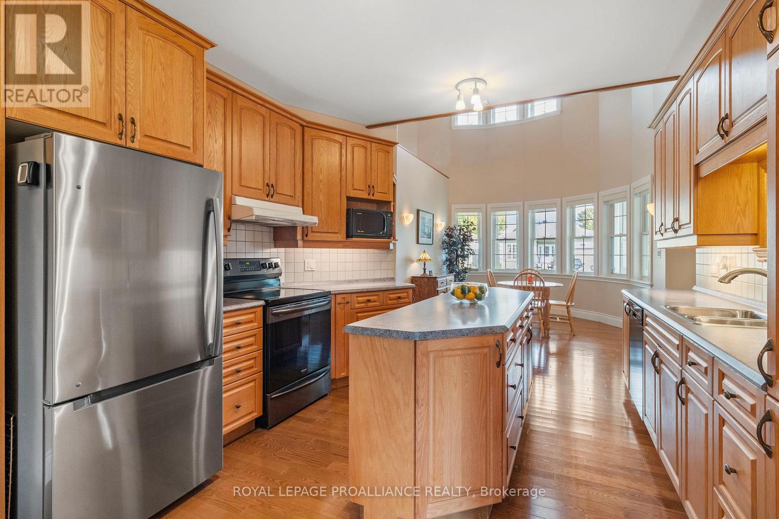 1436 Flanders Road, Brockville, Ontario  K6V 0A2 - Photo 9 - X12121204
