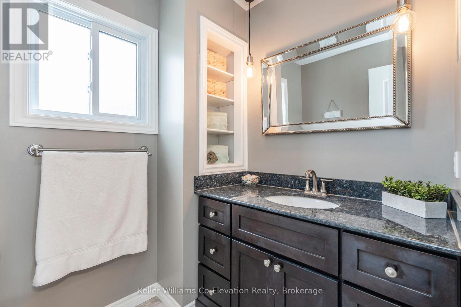 13 Cobblestone Road, Tiny, Ontario  L0L 2J0 - Photo 12 - S12121115