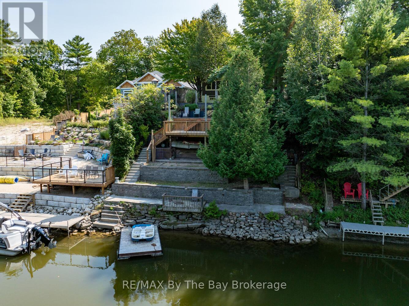 104 Knox Road E, Wasaga Beach, Ontario  L9Z 2T5 - Photo 49 - S12121253